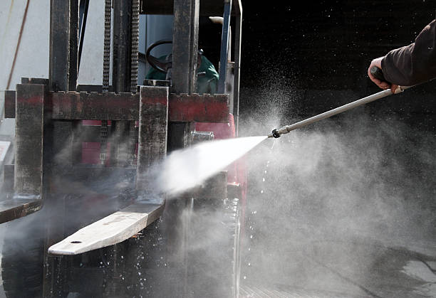 Best Dumpster Area Cleaning  in St Anthony, MN